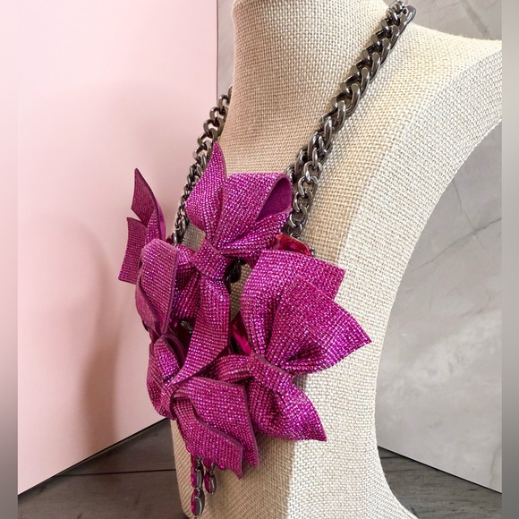 Betsey Johnson Pink Fuchsia Bow Pave Crystal Statement Necklace - Picture 5 of 8